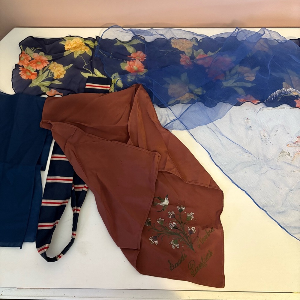 Vintage (5) Scarf Collection